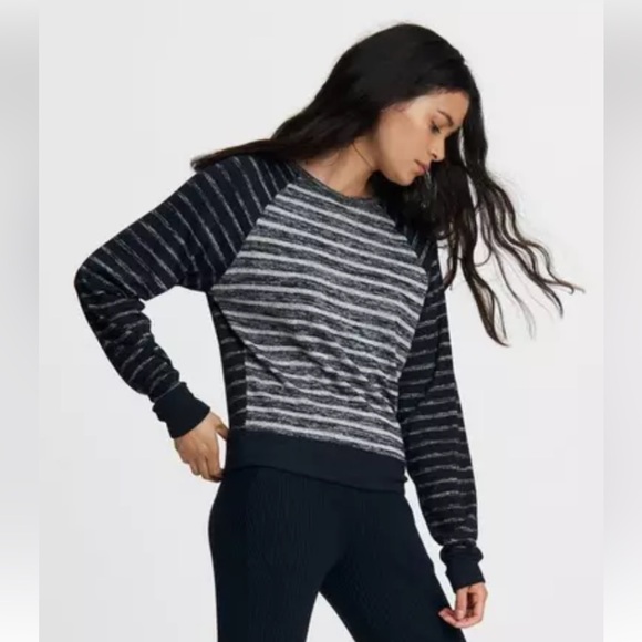 Rag and Bone The Knit Striped Pullover in Large. Heathered grey stripes /navy - Picture 1 of 16